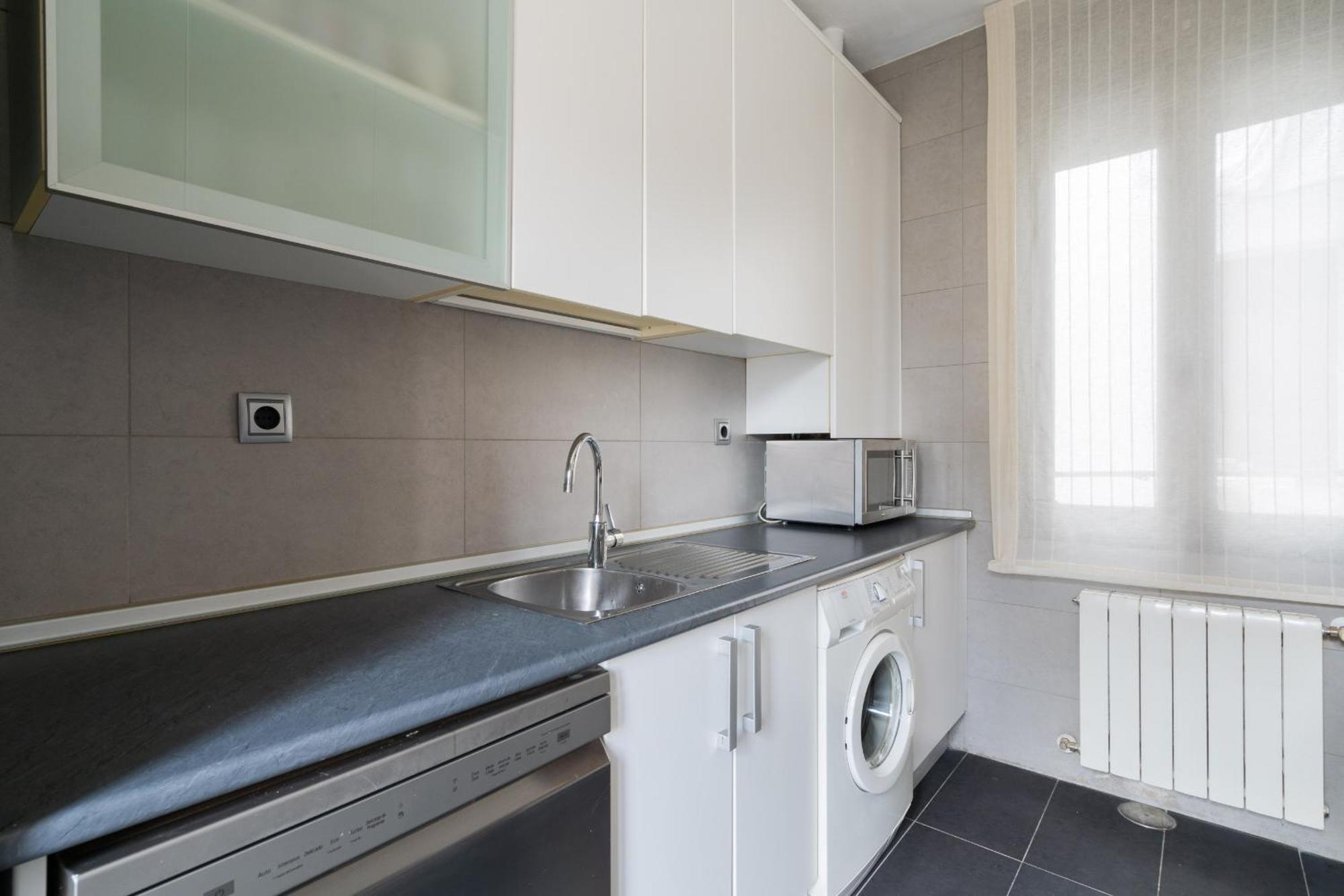Apartamento Exterior En Lavapies Alquiler Temporal 马德里 外观 照片