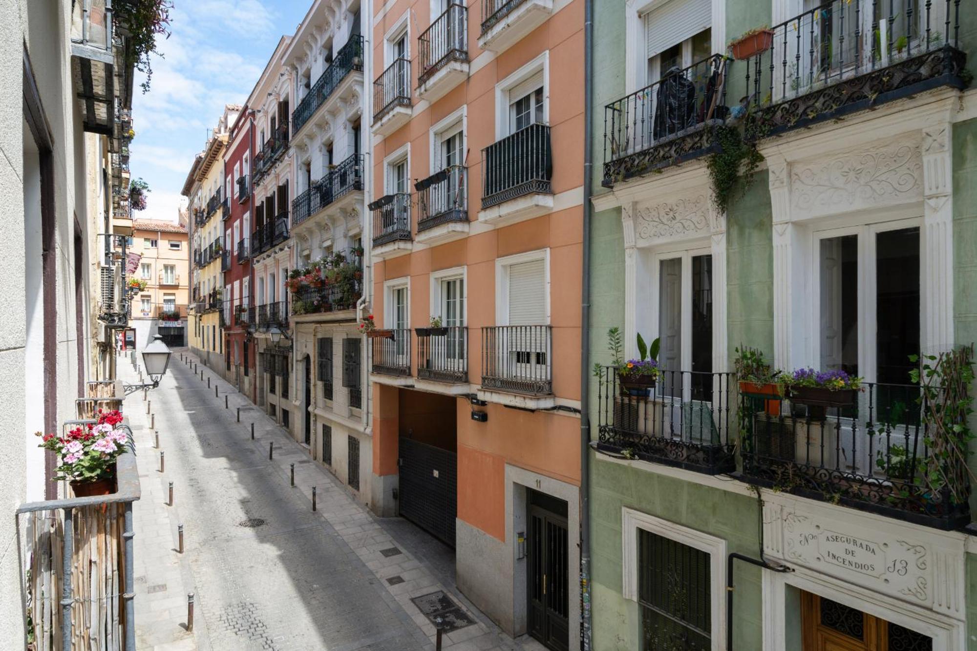 Apartamento Exterior En Lavapies Alquiler Temporal 马德里 外观 照片