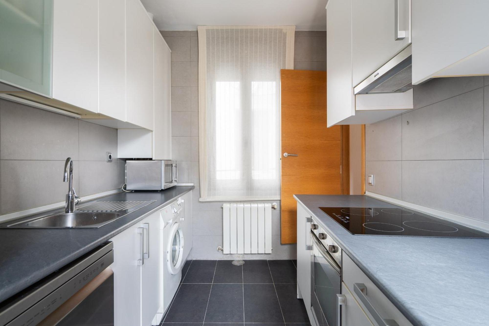 Apartamento Exterior En Lavapies Alquiler Temporal 马德里 外观 照片