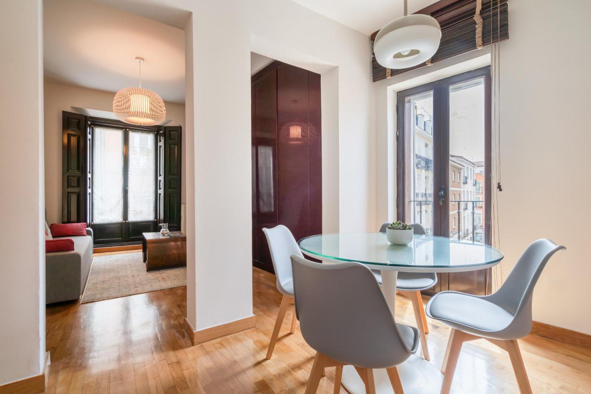 Apartamento Exterior En Lavapies Alquiler Temporal 马德里 外观 照片
