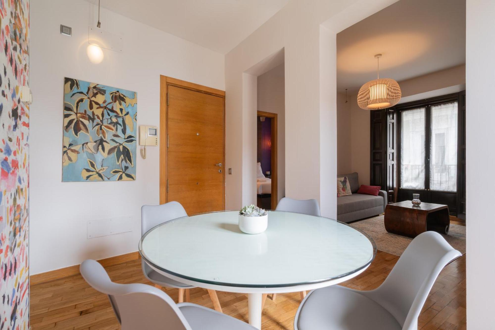 Apartamento Exterior En Lavapies Alquiler Temporal 马德里 外观 照片